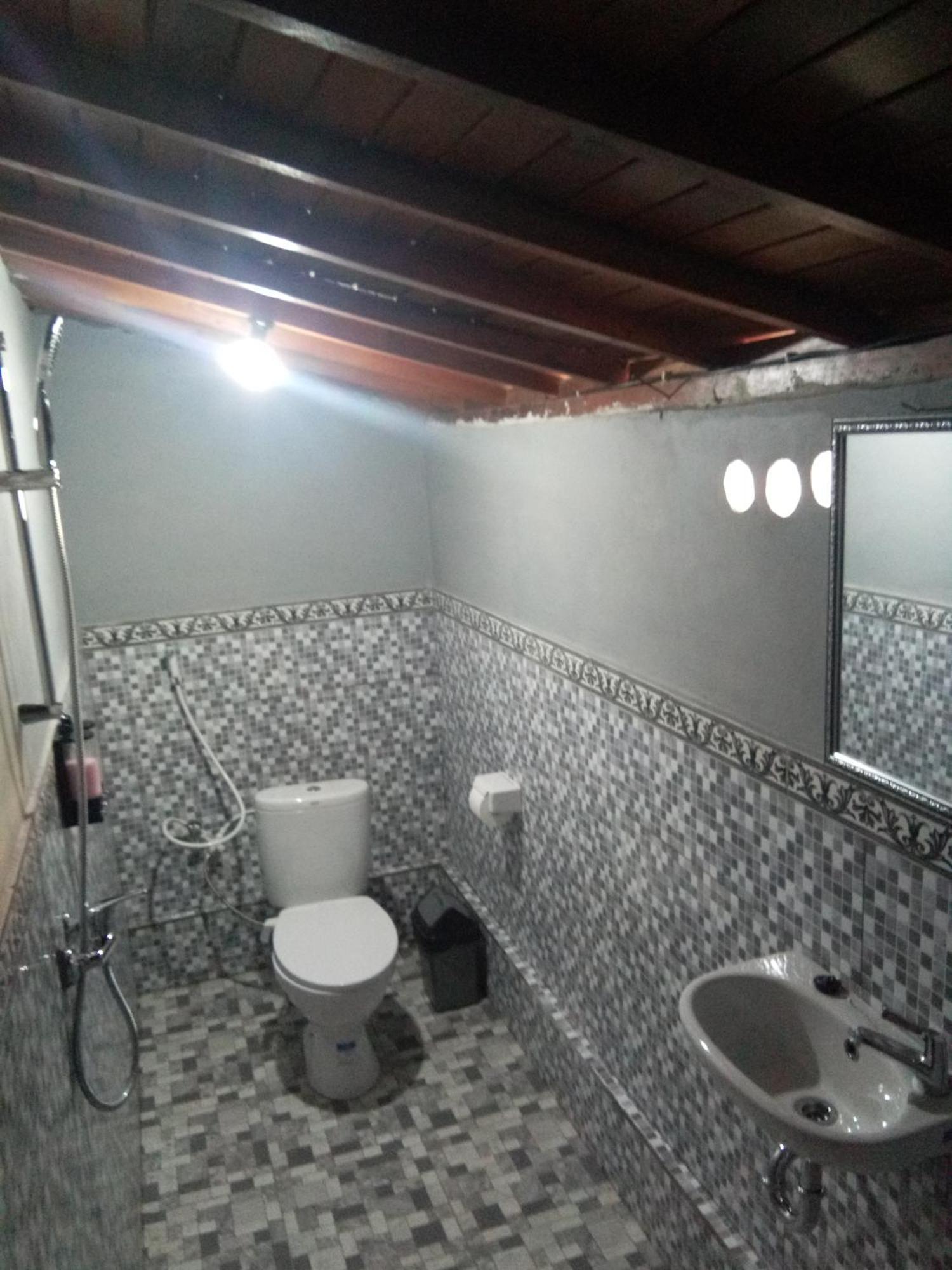 Bagoesfull Homestay Toyapakeh Phòng bức ảnh